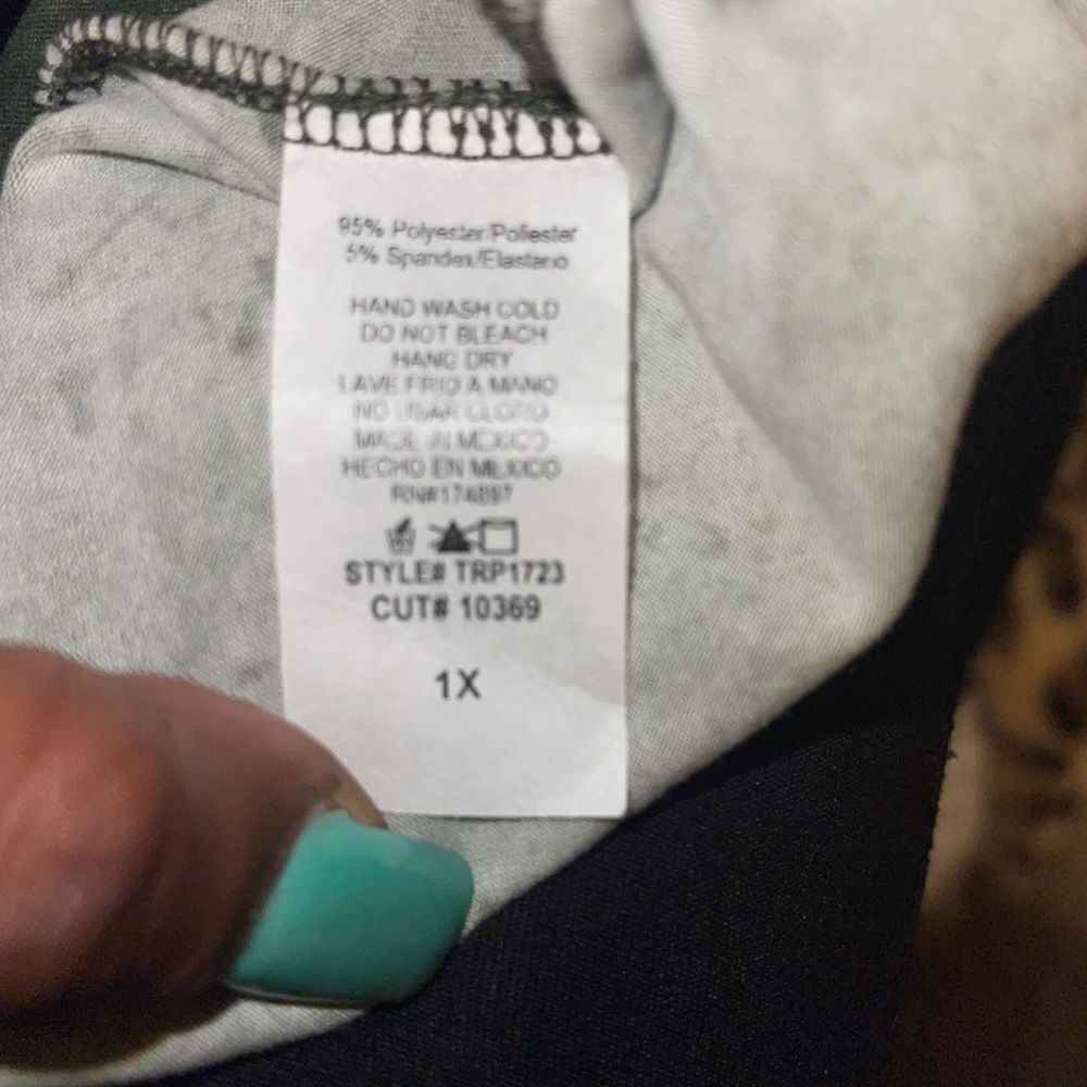 Fashion Nova Women's Sueded Yoga Jumpsuit Size 1X 🔥 - Picture 6 of 7
